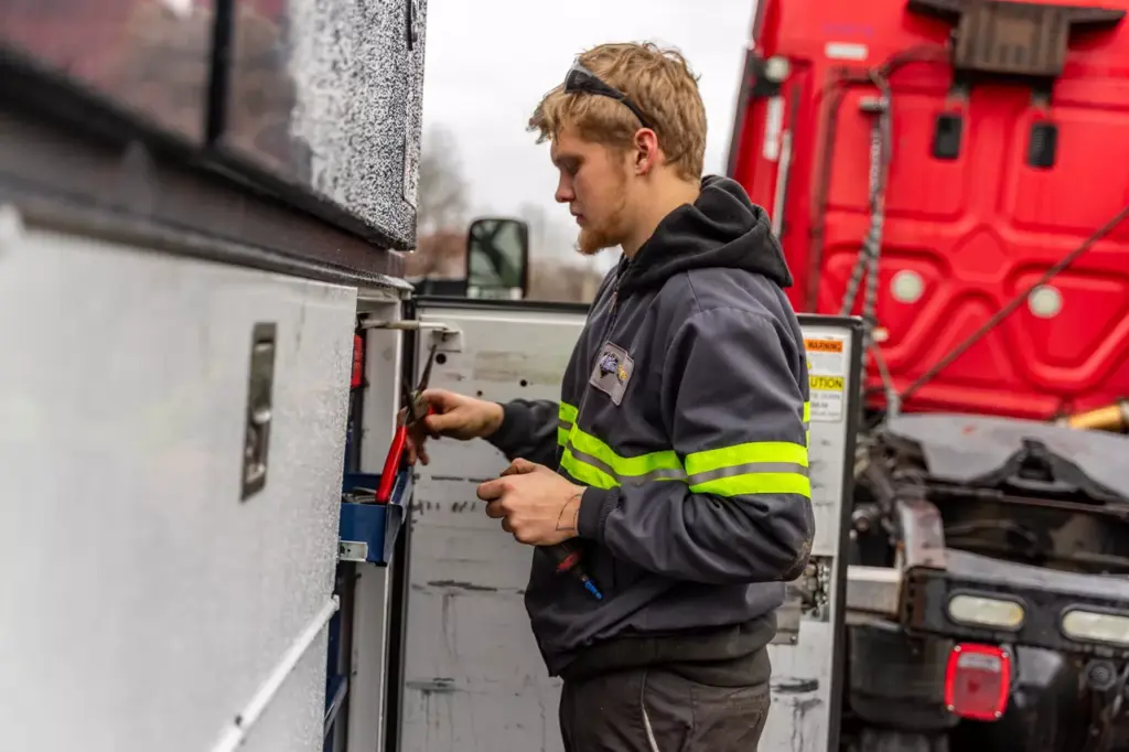 477b9806 d661 4281 adcf c453810aabab